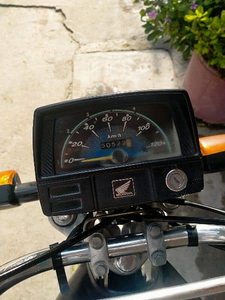 Honda 70cc  2014  Islamabad no 3