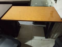 office table / executive table / workstations/ meeting table 0