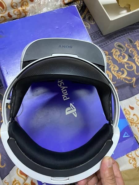 ps4 with VR complete bundle. 3