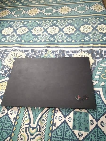 Lenovo X1 carbon corei7 10thgen 16gbram 1tbnvme ssd 4k screen veryslim 0