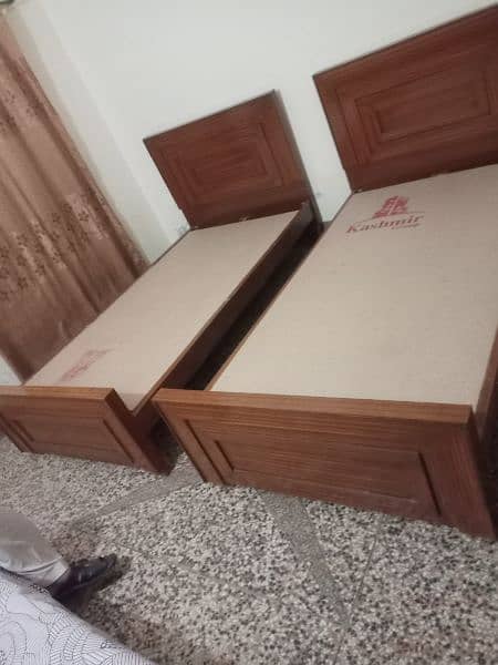 single bed size 3.5*6.6 10 sall guarantee home delivery fitting  free 8
