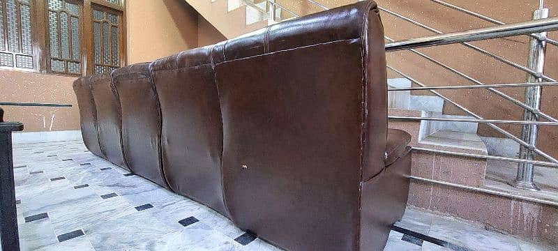 5 seater leather sofa 7