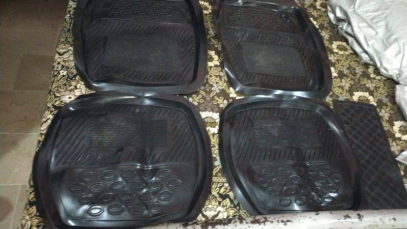 Alto car set covers, desh bord, Paidan set condition new 1