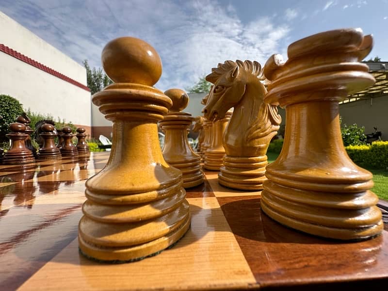 luxury wooden chess 2