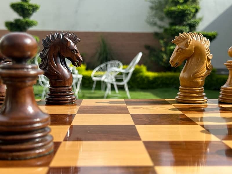 luxury wooden chess 8