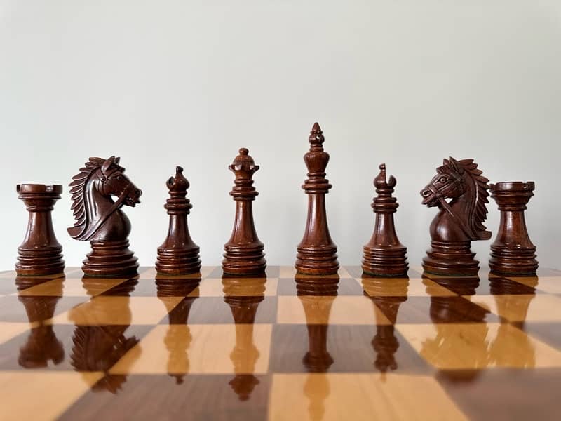 elegant Wooden Chess 9