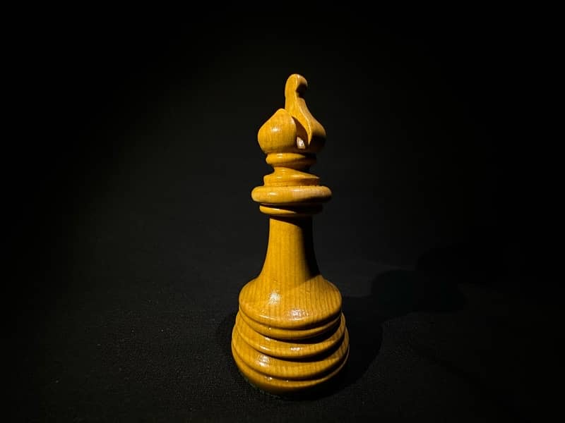 elegant Wooden Chess 12