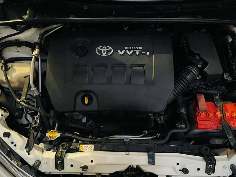 Toyota corolla altis 1.6 2017 8