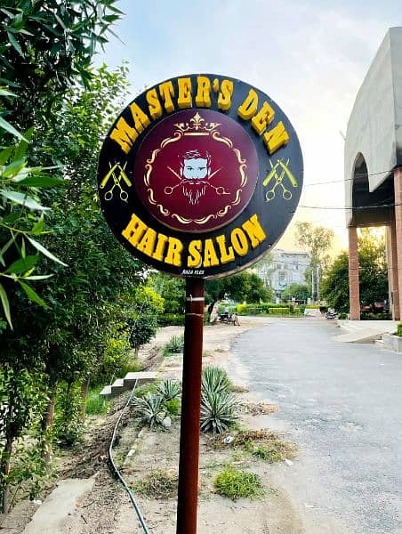 heavy running business for sale "MASTER'S DEN"  HAIR SALON 0