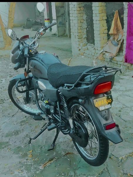 Honda Pridor 100 CC new canditon 0