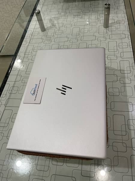 HP Elitebook 840 G6  available  8th gen ( read complete add) 8