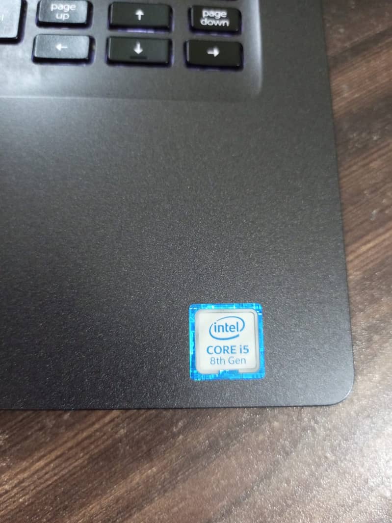 Dell Latitude 5400 Core i5 8th Gen 16GB 256GB SSD  2GB AMD Radeion 540 14