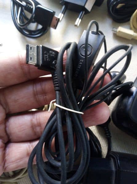 Nokia,Samsung,Huawei Chargers/Adaptors/Data Cables/handsfree 2