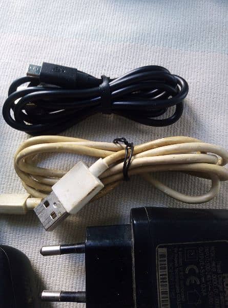 Nokia,Samsung,Huawei Chargers/Adaptors/Data Cables/handsfree 9