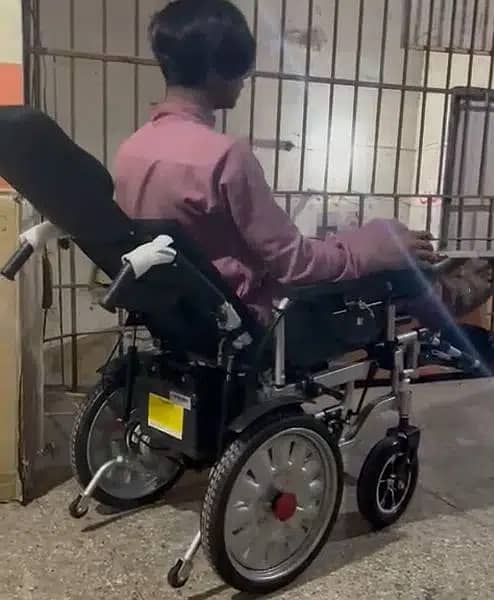 Electric Wheel Chair Full Automatic Chair With Bed Function 0