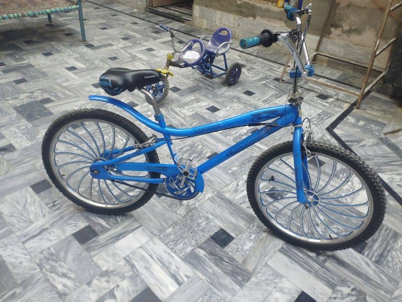 BY CYCLE GOOD CONDITION SUDIA BRAND 1