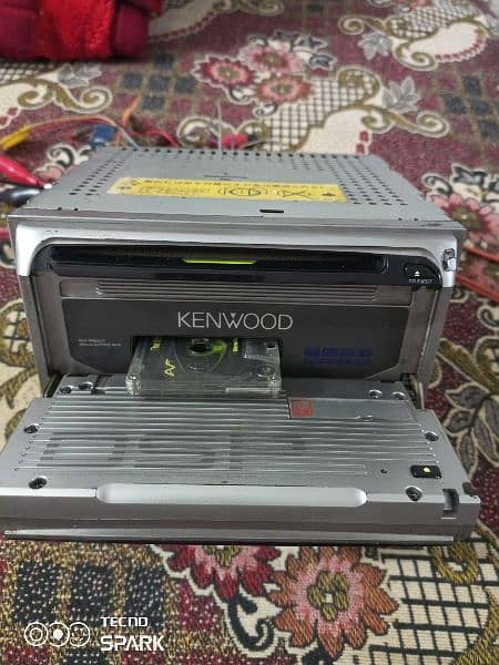 Kenwood stereo 13