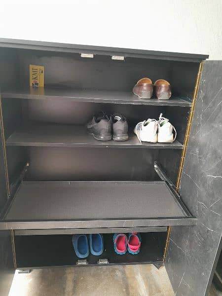shoe cupboard 4ft *3ft 2