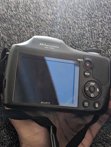 Sony H300 camera 1