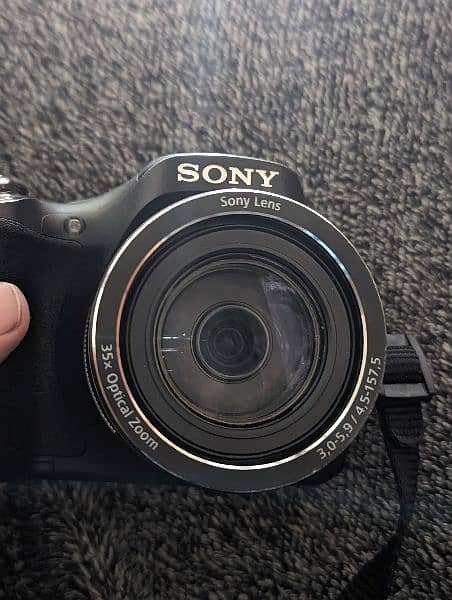 Sony H300 camera 2