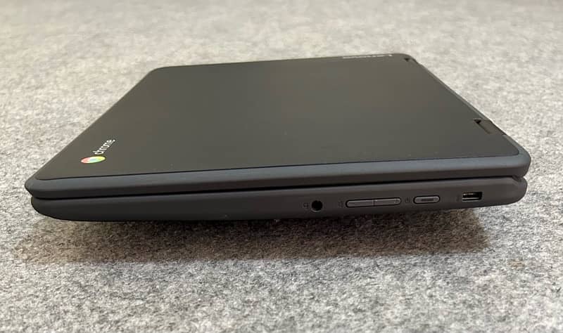 Lenovo 300e chromebook playstore Touchscreen 360x rotatable 4/32gb 7