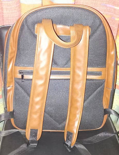 Foreign Travel - Brand New Leather Backpack/ Shoulder Bag 4