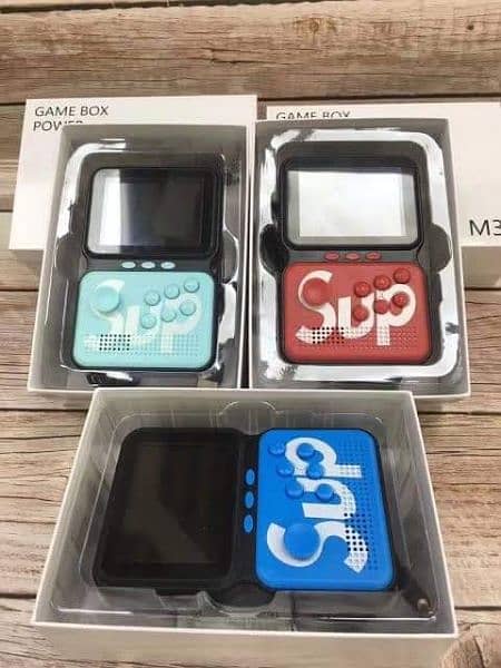 Sup M3 Game Box Built-in 900 Retro Classic Games in Mini Handheld 0