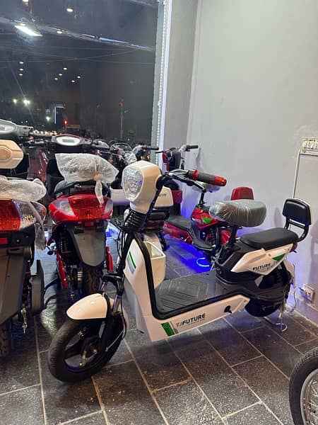 Electric Scooty at Factory Price YJ Future 14