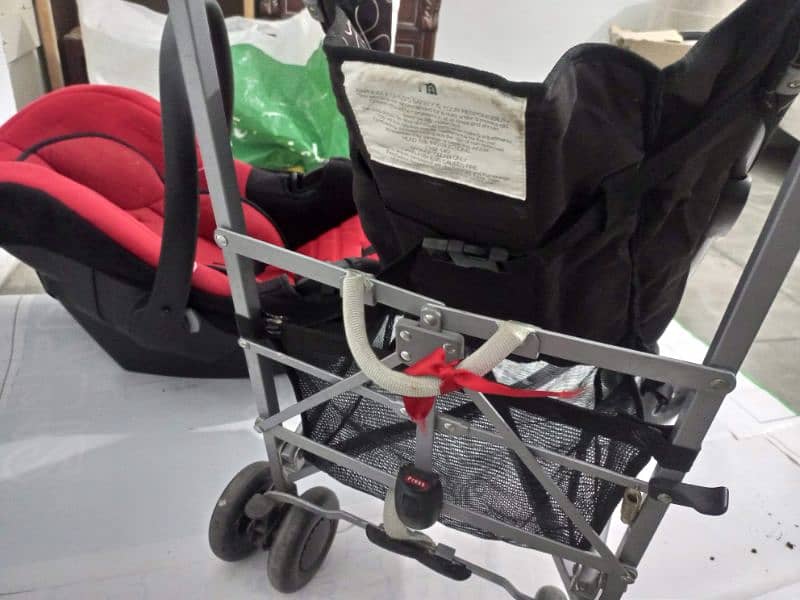 baby push chair and baby car seat 1