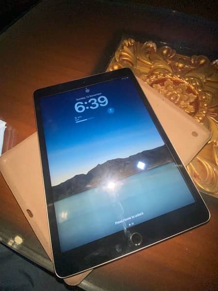 Ipad 7th generation with box and cover 11