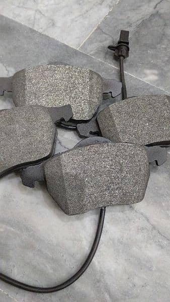 Genuine Front disc brake pads for Audi A4-01 to A6 97 2012-2020Models 7