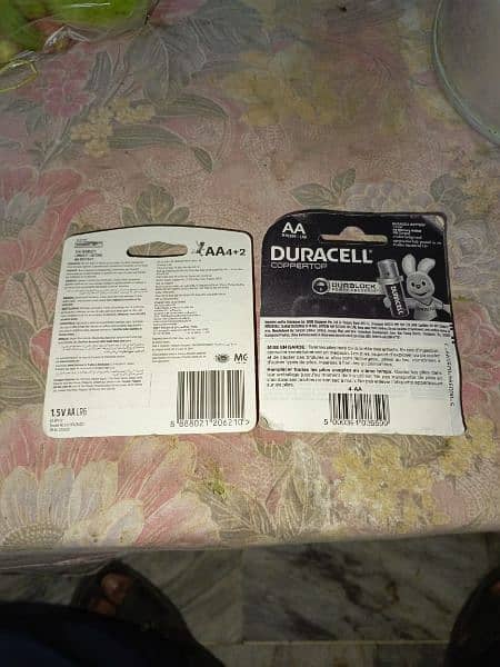 Cell 1.5 volt Energizer and Duracell Heavy duty 1