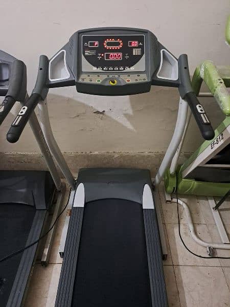 treadmils. (0309 5885468). electric running & jogging machines 1