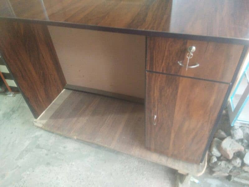 office computer counter and study Table available 10