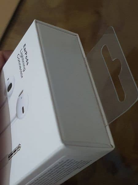 Apple Original Handsfree - Sealed Pack - Apple Earpods 3.5 mm 4