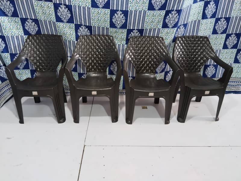 Table/Plastic chairs | Chair table set /| Out door chairs 3