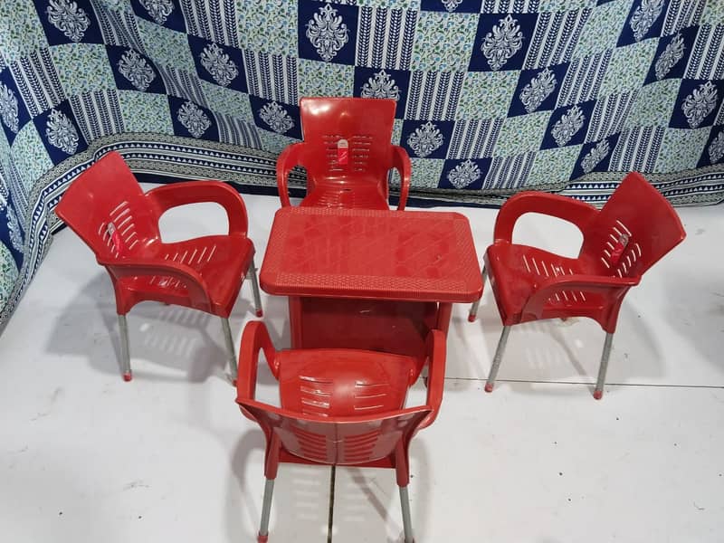 Table/Plastic chairs | Chair table set /| Out door chairs 4