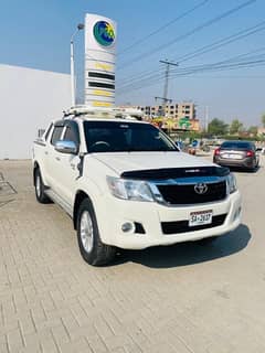 TOYOTA HILUX VIGO CHAMP GX