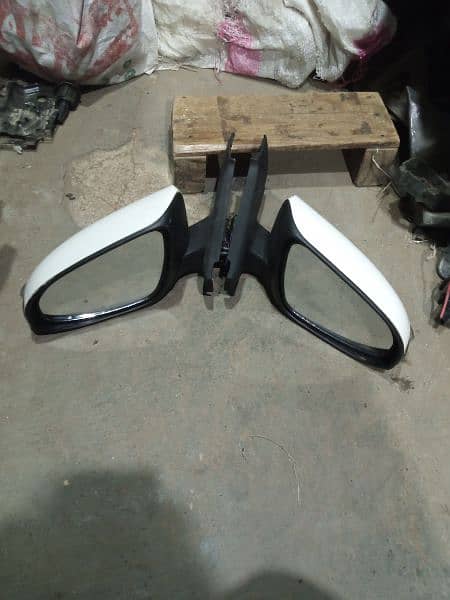 Vitz 2012-22 New side Mirrors pair 2