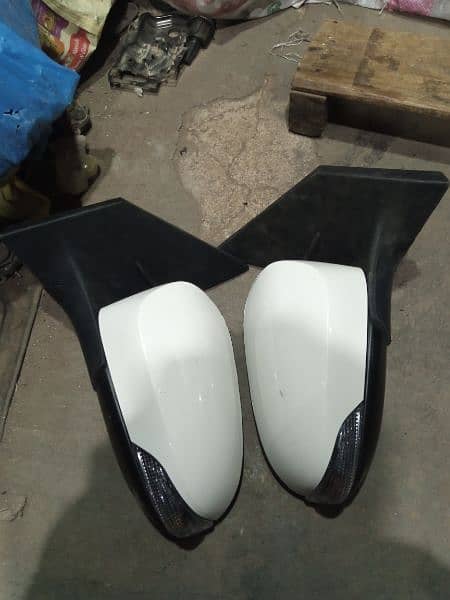 Corolla 15 New Side Mirrors pair 1
