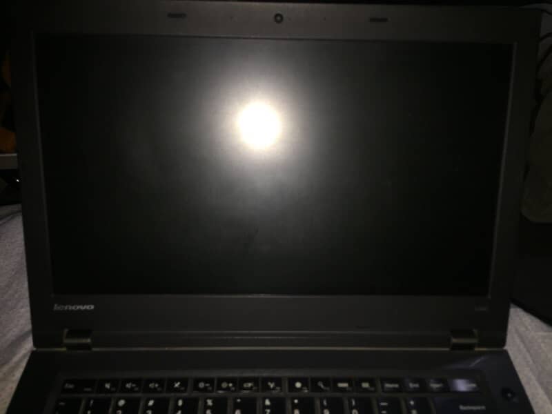 Sale 12% 32k Wala 28k Mai Lenovo Lapto Core i3 4th Genration 64 bit 6