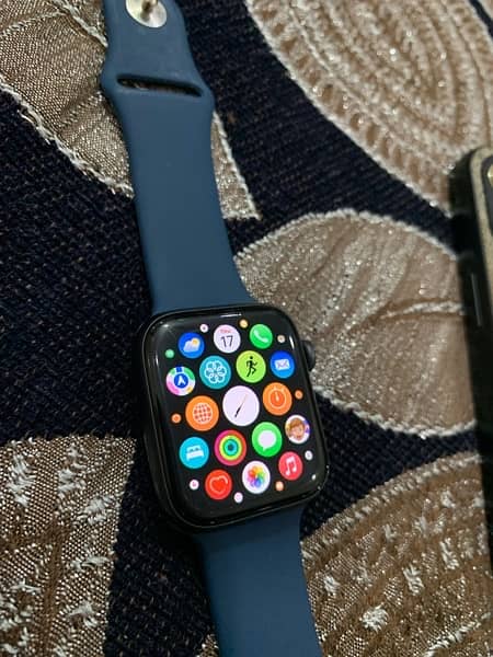 Apple watch 5 online storage