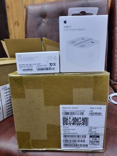 Apple Charging Shoe 20 Watts 3 Pin 100 % Original Box Pack Sealed 0