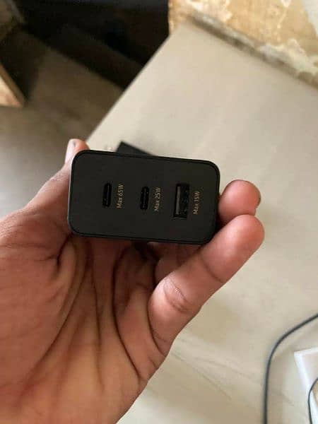 Samsung trio dual type C+USB 65w charger 3