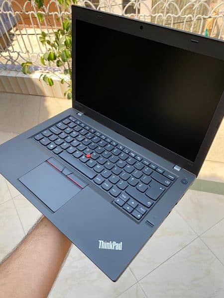 Lenovo Thinkpad X260 Corei5 6th Gen 4GB RAM 128 GB SSD 3