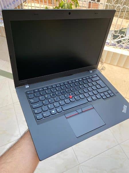 Lenovo Thinkpad X260 Corei5 6th Gen 4GB RAM 128 GB SSD 5