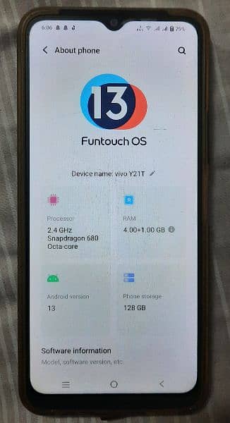Vivo V21T 4/128 very less one hand used 3
