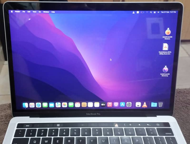 MacBook Pro 2016 Core i5 13 Inch Touch Bar 4