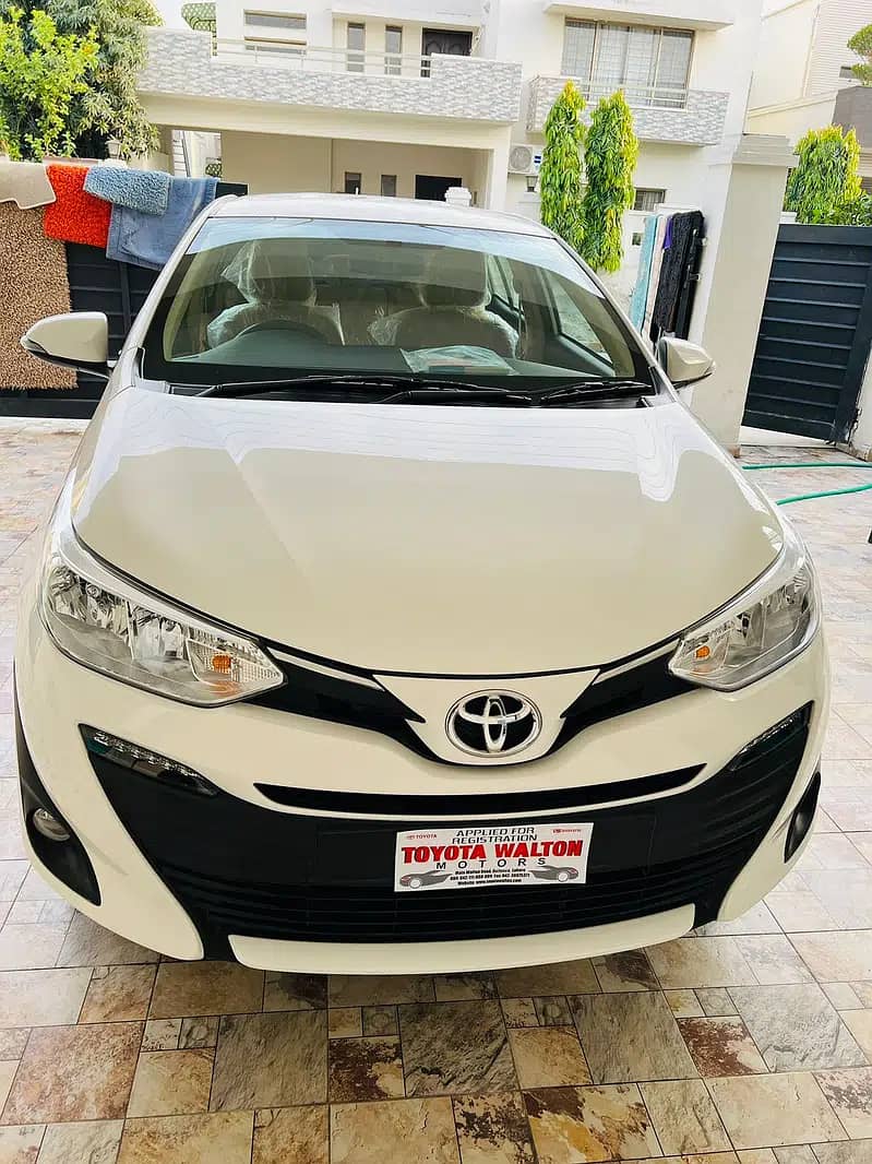 Rent a car in lahore/altis/Self Drive/Car Rental/toyota corolla/civic. 4