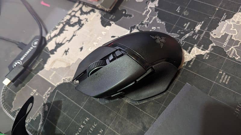 Razer Basilisk v3 Pro Wireless Mouse (Box Opened) 1